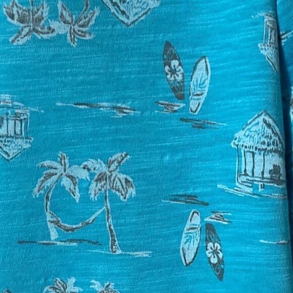 Fresh Produce women's boxy pullover Size Medium Hawaiian Print Split Neck Blue‎ - Picture 6 of 8